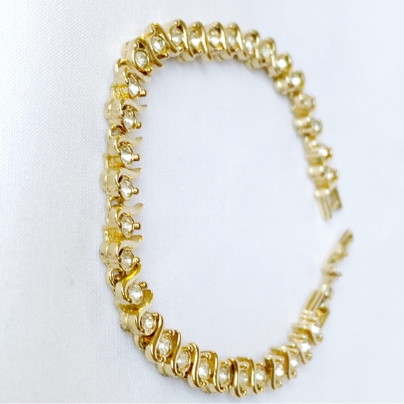 FANCY White Zirconias Stones On 10K Yellow Gold Plated Tennis Bracelet - Picture 6 of 10